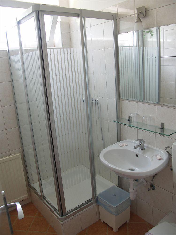 Carmen Pension Budapest Bagian luar foto